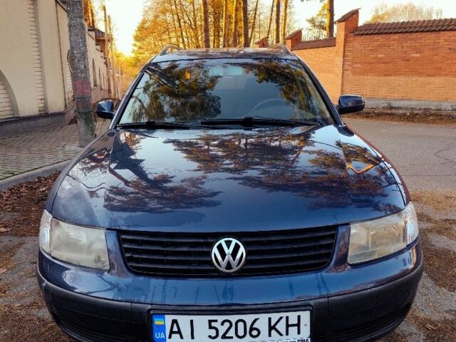 Синій Фольксваген Пассат Варіант, об'ємом двигуна 1.6 л та пробігом 330 тис. км за 2700 $, фото 5 на Automoto.ua