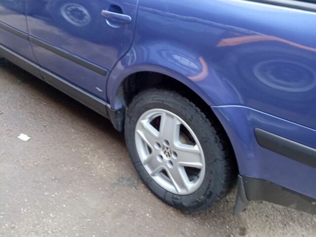 Синий Фольксваген Пассат Вариант, объемом двигателя 1.9 л и пробегом 400 тыс. км за 3650 $, фото 6 на Automoto.ua