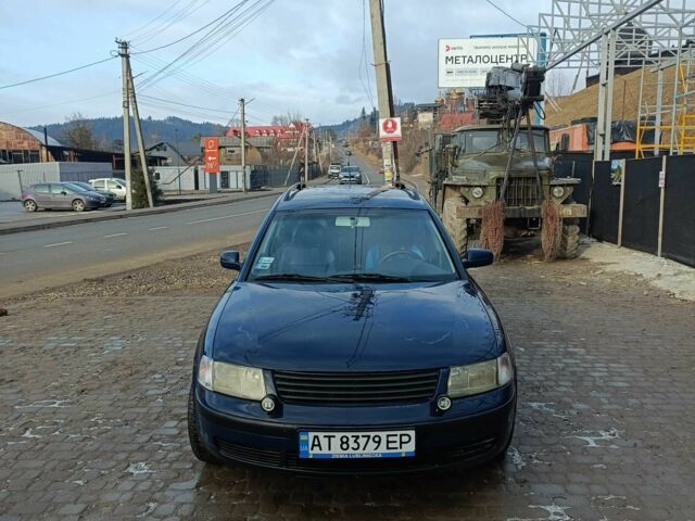 Синий Фольксваген Пассат Вариант, объемом двигателя 2.3 л и пробегом 360 тыс. км за 2800 $, фото 1 на Automoto.ua