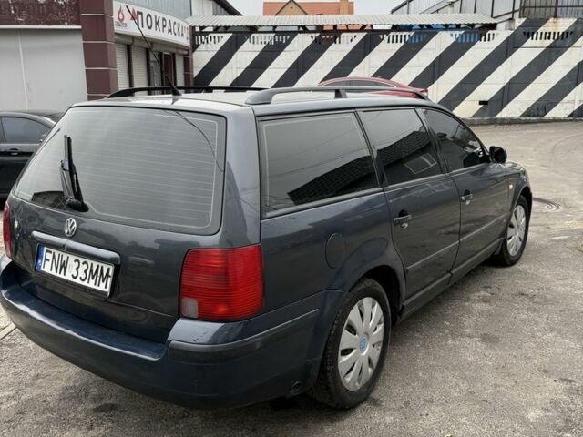 Синій Фольксваген Пассат Варіант, об'ємом двигуна 1.6 л та пробігом 1 тис. км за 1500 $, фото 5 на Automoto.ua