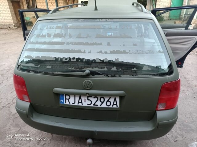 Синій Фольксваген Пассат Варіант, об'ємом двигуна 1.9 л та пробігом 444 тис. км за 2021 $, фото 3 на Automoto.ua