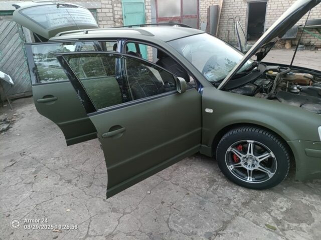 Синій Фольксваген Пассат Варіант, об'ємом двигуна 1.9 л та пробігом 444 тис. км за 2021 $, фото 6 на Automoto.ua