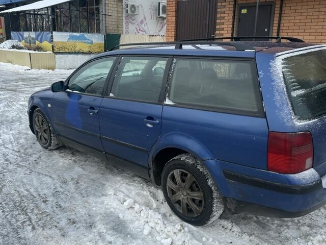 Синий Фольксваген Пассат Вариант, объемом двигателя 1.9 л и пробегом 258 тыс. км за 1500 $, фото 2 на Automoto.ua