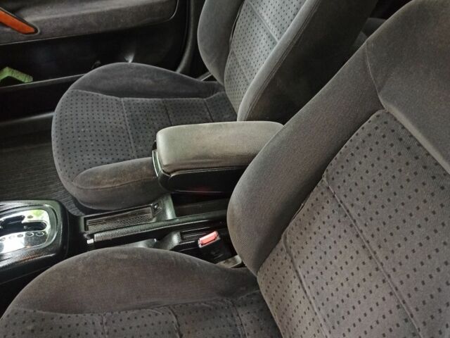 Фольксваген Пассат Варіант 2000 у Києві на Automoto.ua Синій Фольксваген Пассат Варіант, об'ємом двигуна 1.9 л та пробігом 500 тис. км за 3100 $, фото 4 на Automoto.ua