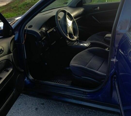 Синий Фольксваген Пассат Вариант, объемом двигателя 0 л и пробегом 250 тыс. км за 2800 $, фото 1 на Automoto.ua