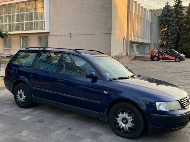 Синий Фольксваген Пассат Вариант, объемом двигателя 1.9 л и пробегом 312 тыс. км за 3700 $, фото 1 на Automoto.ua