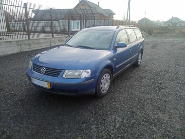 Синий Фольксваген Пассат Вариант, объемом двигателя 0 л и пробегом 255 тыс. км за 2500 $, фото 1 на Automoto.ua