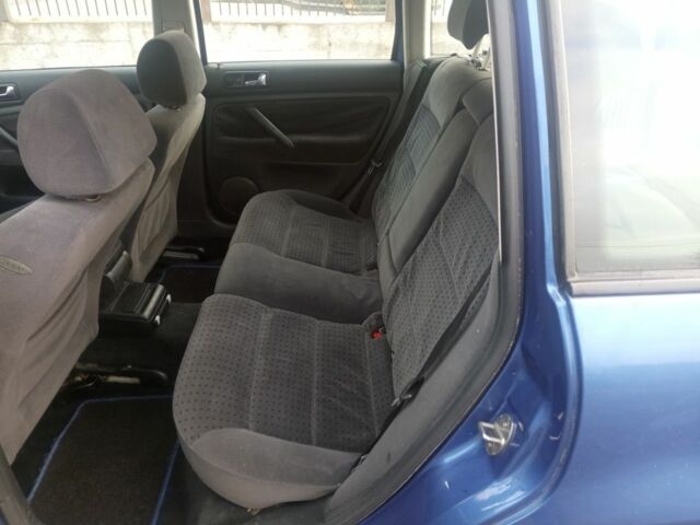 Синий Фольксваген Пассат Вариант, объемом двигателя 0 л и пробегом 255 тыс. км за 2500 $, фото 7 на Automoto.ua