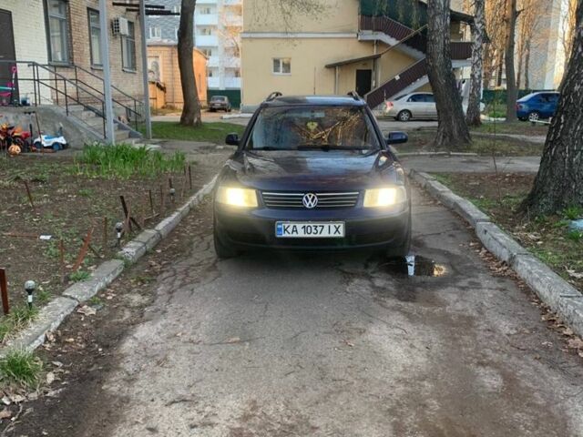 Синий Фольксваген Пассат Вариант, объемом двигателя 1.6 л и пробегом 351 тыс. км за 3400 $, фото 3 на Automoto.ua