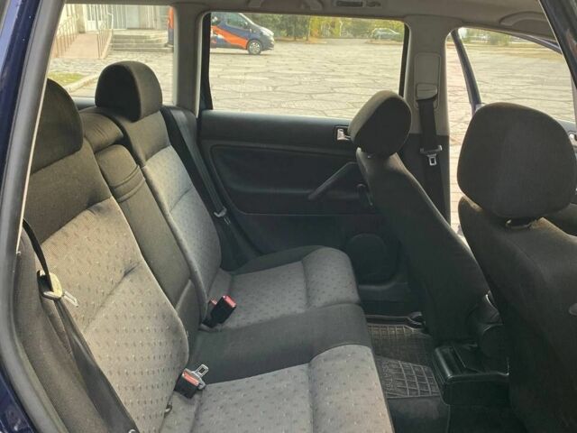 Синий Фольксваген Пассат Вариант, объемом двигателя 1.9 л и пробегом 312 тыс. км за 3700 $, фото 13 на Automoto.ua