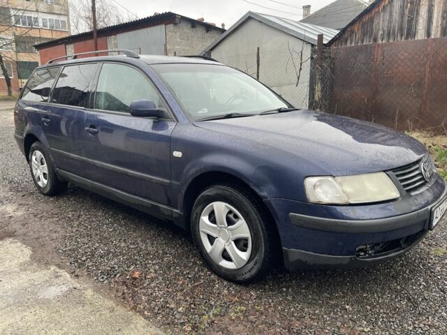 Синий Фольксваген Пассат Вариант, объемом двигателя 1.9 л и пробегом 333 тыс. км за 2100 $, фото 14 на Automoto.ua