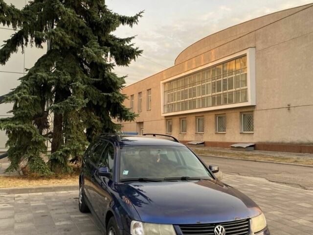 Синий Фольксваген Пассат Вариант, объемом двигателя 1.9 л и пробегом 312 тыс. км за 3700 $, фото 2 на Automoto.ua