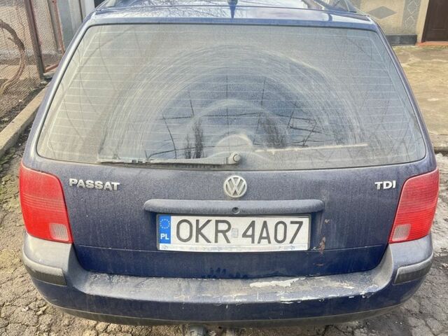 Синий Фольксваген Пассат Вариант, объемом двигателя 1.9 л и пробегом 436 тыс. км за 2190 $, фото 4 на Automoto.ua