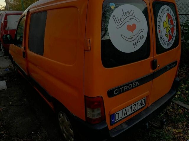 Синий Фольксваген Пассат Вариант, объемом двигателя 0 л и пробегом 250 тыс. км за 2800 $, фото 10 на Automoto.ua