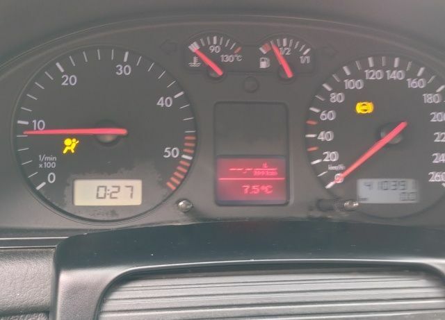 Фольксваген Пассат Вариант 2000 в Нежине на Automoto.ua Синий Фольксваген Пассат Вариант, объемом двигателя 1.9 л и пробегом 410 тыс. км за 2500 $, фото 4 на Automoto.ua