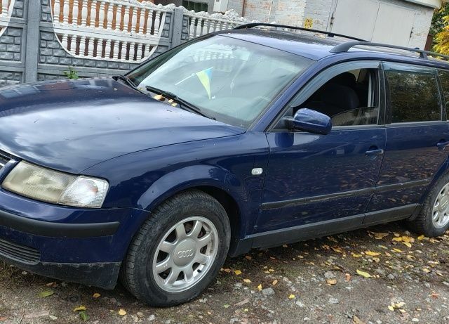 Фольксваген Пассат Вариант 2000 в Нежине на Automoto.ua Синий Фольксваген Пассат Вариант, объемом двигателя 1.9 л и пробегом 410 тыс. км за 2500 $, фото 2 на Automoto.ua