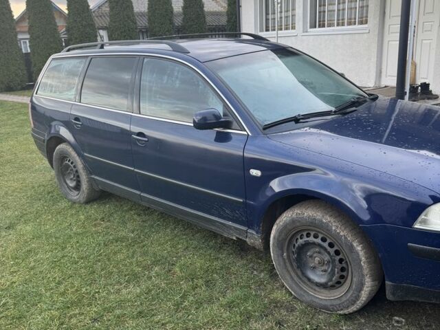 Синій Фольксваген Пассат Варіант, об'ємом двигуна 1.9 л та пробігом 300 тис. км за 3500 $, фото 3 на Automoto.ua