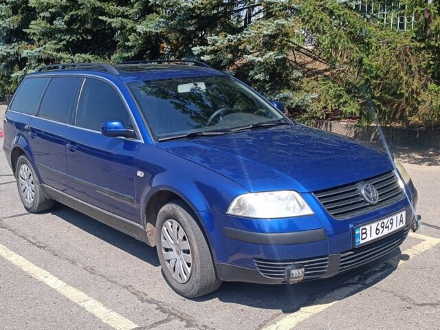 Синий Фольксваген Пассат Вариант, объемом двигателя 1.6 л и пробегом 330 тыс. км за 4969 $, фото 1 на Automoto.ua