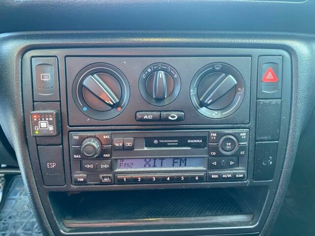 Синій Фольксваген Пассат Варіант, об'ємом двигуна 2 л та пробігом 280 тис. км за 3800 $, фото 14 на Automoto.ua