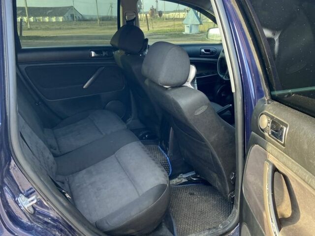 Синий Фольксваген Пассат Вариант, объемом двигателя 1.9 л и пробегом 404 тыс. км за 3900 $, фото 9 на Automoto.ua