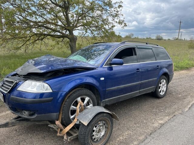 Синій Фольксваген Пассат Варіант, об'ємом двигуна 0 л та пробігом 200 тис. км за 1000 $, фото 2 на Automoto.ua