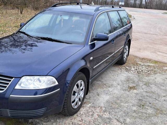 Синий Фольксваген Пассат Вариант, объемом двигателя 1.6 л и пробегом 270 тыс. км за 4100 $, фото 6 на Automoto.ua