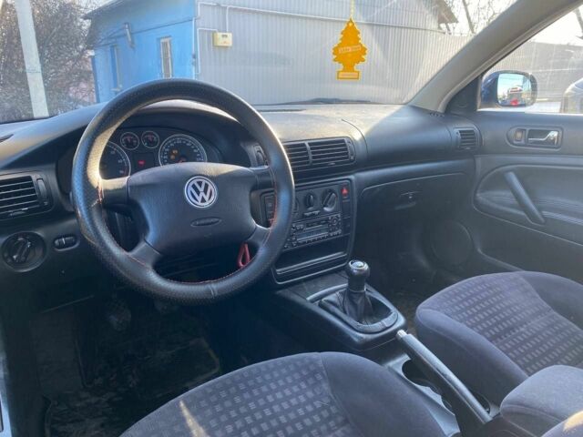 Синій Фольксваген Пассат Варіант, об'ємом двигуна 2 л та пробігом 280 тис. км за 3800 $, фото 8 на Automoto.ua