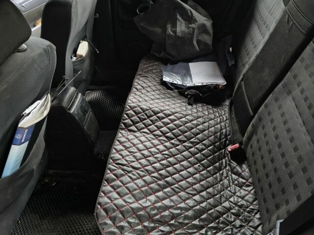 Синий Фольксваген Пассат Вариант, объемом двигателя 1.9 л и пробегом 431 тыс. км за 3700 $, фото 10 на Automoto.ua