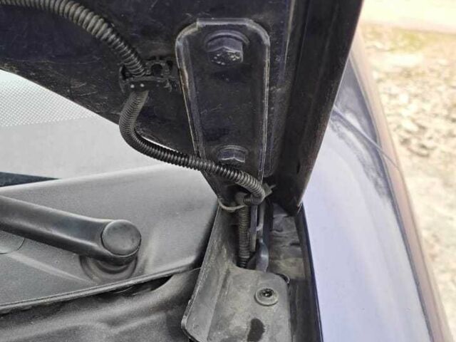 Синий Фольксваген Пассат Вариант, объемом двигателя 1.6 л и пробегом 270 тыс. км за 4100 $, фото 8 на Automoto.ua