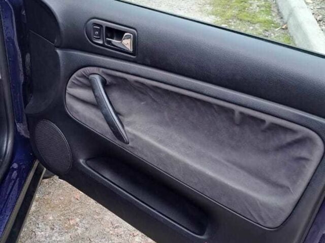 Синий Фольксваген Пассат Вариант, объемом двигателя 1.6 л и пробегом 270 тыс. км за 4100 $, фото 11 на Automoto.ua