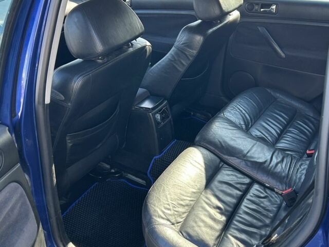 Фольксваген Пассат Вариант 2001 в Бородянке на Automoto.ua Синий Фольксваген Пассат Вариант, объемом двигателя 2 л и пробегом 470 тыс. км за 3450 $, фото 11 на Automoto.ua