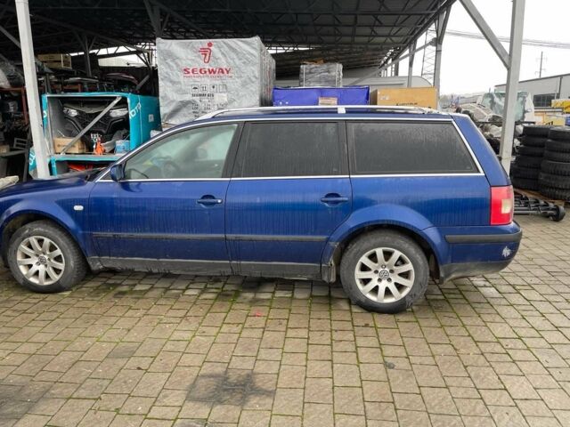 Синій Фольксваген Пассат Варіант, об'ємом двигуна 1.8 л та пробігом 280 тис. км за 2600 $, фото 8 на Automoto.ua