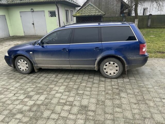 Синій Фольксваген Пассат Варіант, об'ємом двигуна 1.9 л та пробігом 300 тис. км за 2137 $, фото 2 на Automoto.ua