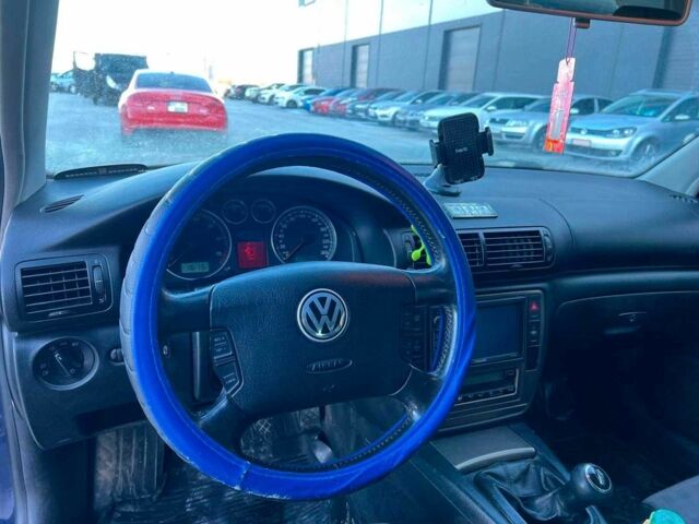 Синій Фольксваген Пассат Варіант, об'ємом двигуна 2 л та пробігом 346 тис. км за 5490 $, фото 22 на Automoto.ua