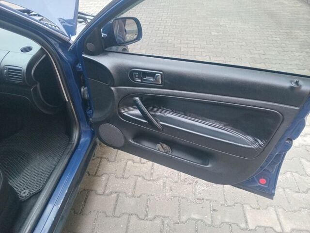 Синий Фольксваген Пассат Вариант, объемом двигателя 1.9 л и пробегом 306 тыс. км за 3600 $, фото 13 на Automoto.ua