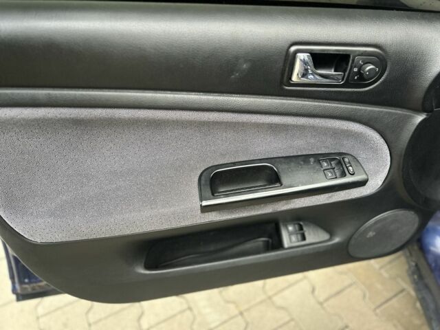 Синий Фольксваген Пассат Вариант, объемом двигателя 1.9 л и пробегом 410 тыс. км за 3550 $, фото 10 на Automoto.ua