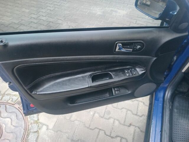 Синий Фольксваген Пассат Вариант, объемом двигателя 1.9 л и пробегом 306 тыс. км за 3600 $, фото 17 на Automoto.ua