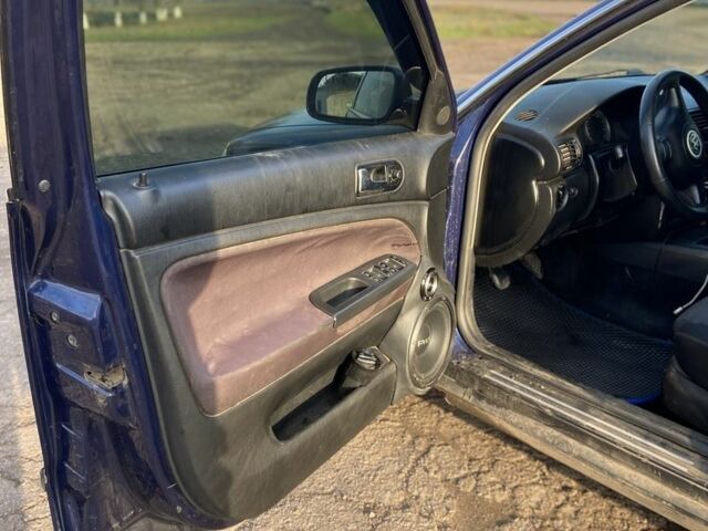 Синий Фольксваген Пассат Вариант, объемом двигателя 1.9 л и пробегом 404 тыс. км за 3900 $, фото 5 на Automoto.ua