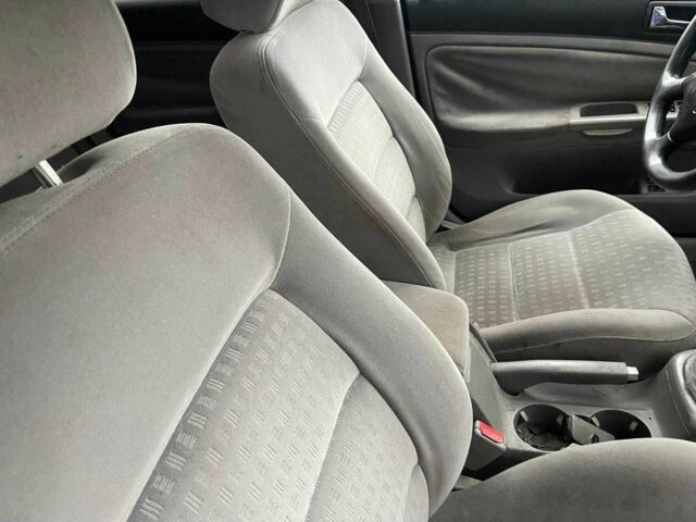 Синій Фольксваген Пассат Варіант, об'ємом двигуна 1.8 л та пробігом 280 тис. км за 2600 $, фото 10 на Automoto.ua