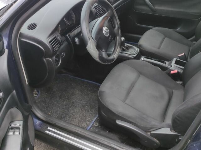 Синий Фольксваген Пассат Вариант, объемом двигателя 1.9 л и пробегом 292 тыс. км за 2399 $, фото 9 на Automoto.ua