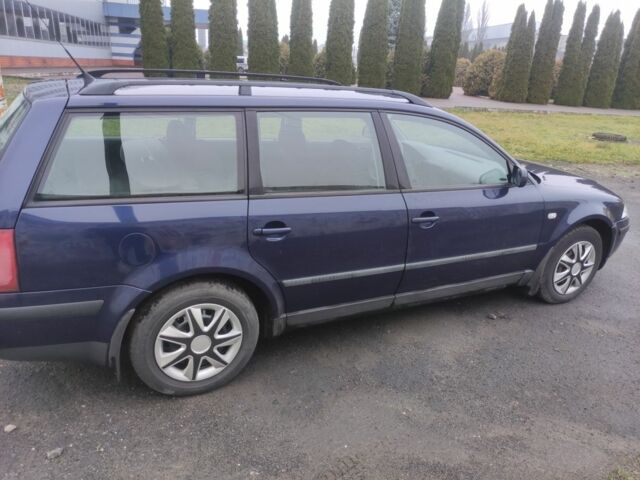 Синий Фольксваген Пассат Вариант, объемом двигателя 1.9 л и пробегом 292 тыс. км за 2399 $, фото 8 на Automoto.ua