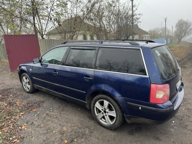 Синий Фольксваген Пассат Вариант, объемом двигателя 1.9 л и пробегом 355 тыс. км за 1600 $, фото 2 на Automoto.ua