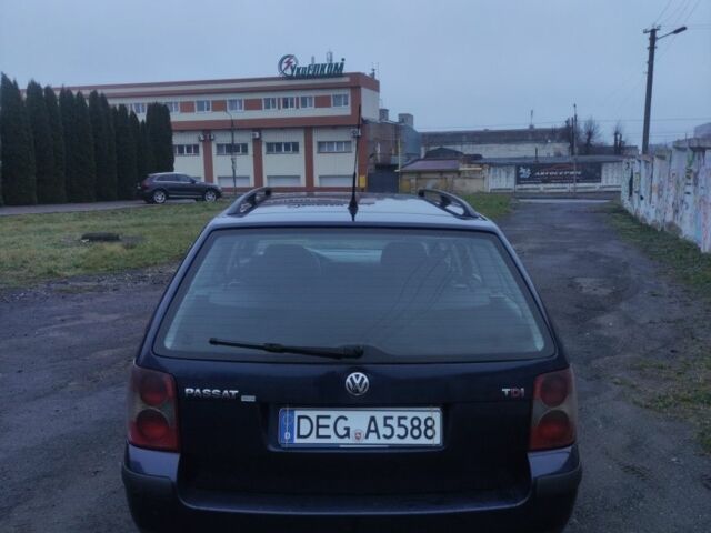 Синий Фольксваген Пассат Вариант, объемом двигателя 1.9 л и пробегом 292 тыс. км за 2399 $, фото 6 на Automoto.ua