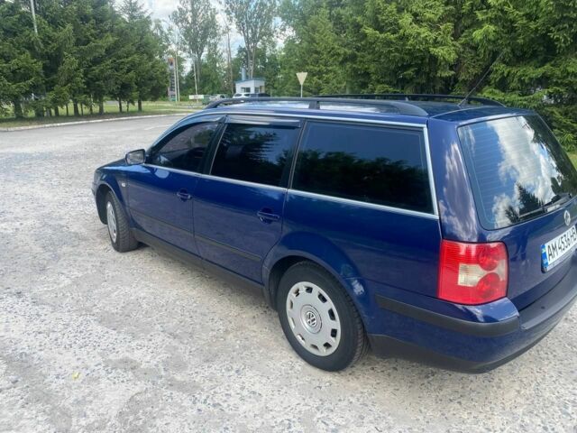 Синий Фольксваген Пассат Вариант, объемом двигателя 1.6 л и пробегом 250 тыс. км за 4150 $, фото 1 на Automoto.ua