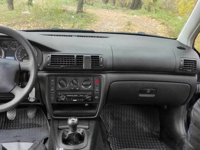 Фольксваген Пассат Варіант 2002 у Сумах на Automoto.ua Синій Фольксваген Пассат Варіант, об'ємом двигуна 1.9 л та пробігом 311 тис. км за 4700 $, фото 6 на Automoto.ua