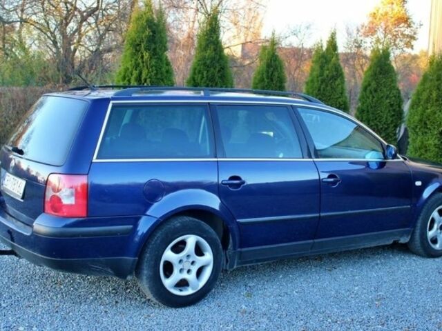 Синий Фольксваген Пассат Вариант, объемом двигателя 0 л и пробегом 302 тыс. км за 1800 $, фото 4 на Automoto.ua