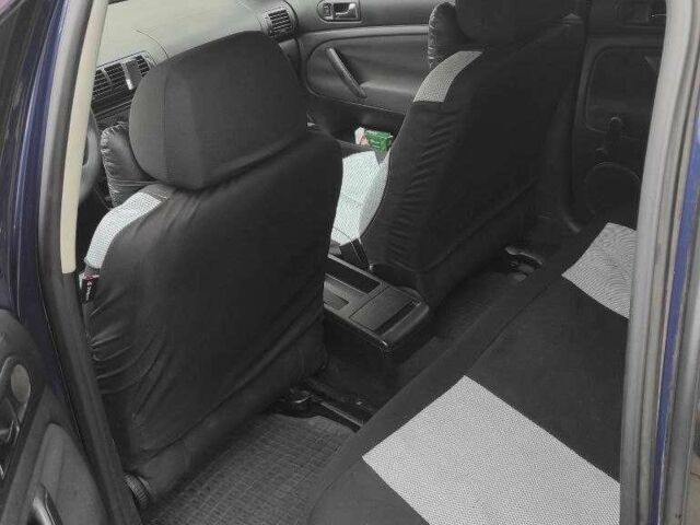 Фольксваген Пассат Варіант 2002 у Сумах на Automoto.ua Синій Фольксваген Пассат Варіант, об'ємом двигуна 1.9 л та пробігом 311 тис. км за 4700 $, фото 9 на Automoto.ua