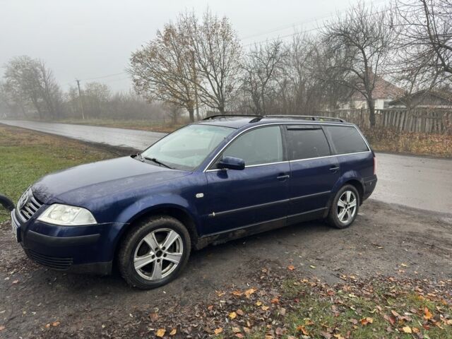 Синий Фольксваген Пассат Вариант, объемом двигателя 1.9 л и пробегом 355 тыс. км за 1600 $, фото 1 на Automoto.ua