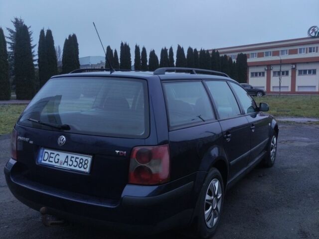 Синий Фольксваген Пассат Вариант, объемом двигателя 1.9 л и пробегом 292 тыс. км за 2399 $, фото 7 на Automoto.ua