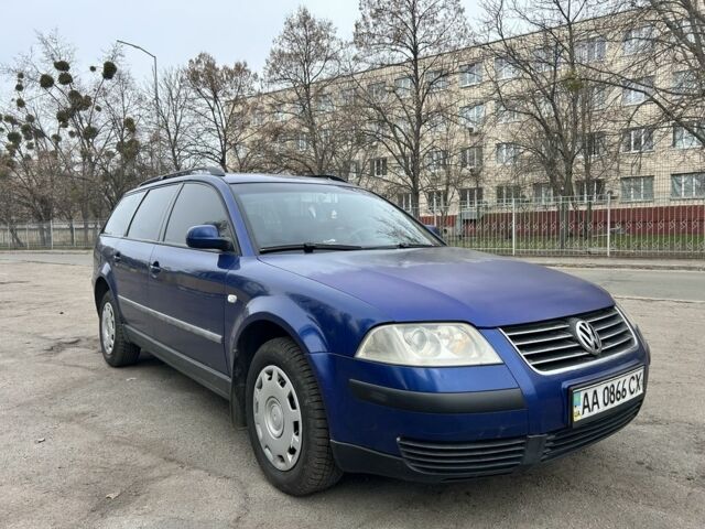 Синій Фольксваген Пассат Варіант, об'ємом двигуна 1.8 л та пробігом 370 тис. км за 3009 $, фото 2 на Automoto.ua